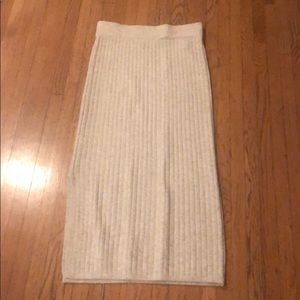 Zara Ribbed skirt with slit